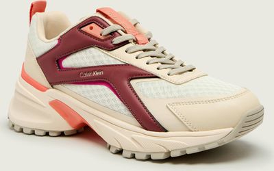 Buty sportowe damskie na wiosnę Calvin Klein ze sklepu: Gomez Fashion Store w kategorii: Buty sportowe damskie - zdjęcie 874714-BD9-10338_CK262W000107Y66