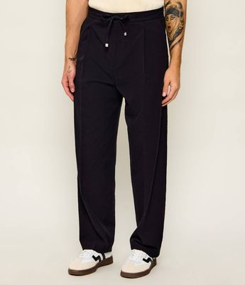 Spodnie męskie jesienne na lato HUGO ze sklepu: Gomez Fashion Store w kategorii: Spodnie męskie - zdjęcie 874714-BD9-10338_BU262M000038001
