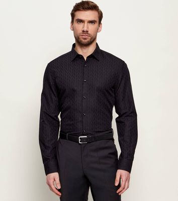 Koszula męska z klasycznym kołnierzykiem na lato HUGO ze sklepu: Gomez Fashion Store w kategorii: Koszule męskie - zdjęcie 874714-BD9-10338_BU262M000047001