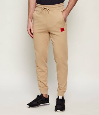 Spodnie męskie casualowe HUGO ze sklepu: Gomez Fashion Store w kategorii: Spodnie męskie - zdjęcie 874714-BD9-10338_BU262M000087269