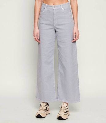 Jeansy damskie casual Weekend MaxMara ze sklepu: Gomez Fashion Store w kategorii: Jeansy damskie - zdjęcie 874714-BD9-10338_MW261W000008011