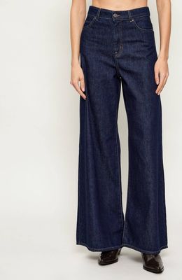 Jeansy damskie w miejskim stylu Weekend MaxMara ze sklepu: Gomez Fashion Store w kategorii: Jeansy damskie - zdjęcie 874714-BD9-10338_MW261W000014001