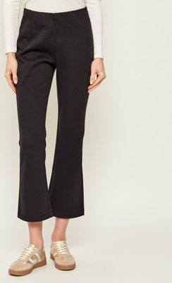 Spodnie damskie wiosenne Calvin Klein ze sklepu: Gomez Fashion Store w kategorii: Spodnie damskie - zdjęcie 874714-BD9-10338_CK262W000114544