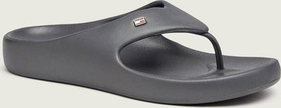 Klapki damskie na lato Tommy Hilfiger ze sklepu: Gomez Fashion Store w kategorii: Klapki damskie - zdjęcie 874714-BD9-10338_TH262W000109E85