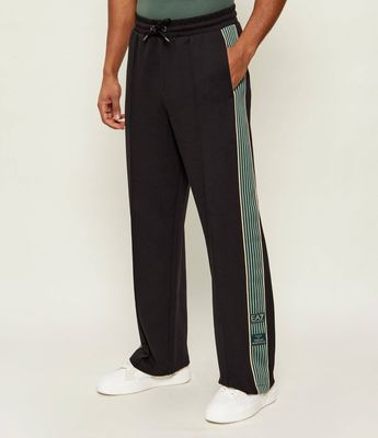 Spodnie męskie na lato EA7 ze sklepu: Gomez Fashion Store w kategorii: Spodnie męskie - zdjęcie 874714-BD9-10338_E7262M000146C51