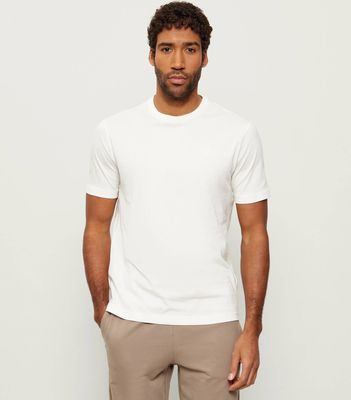 T-shirt męski na wiosnę EA7 ze sklepu: Gomez Fashion Store w kategorii: T-shirty męskie - zdjęcie 874714-BD9-10338_E7262M000154G14