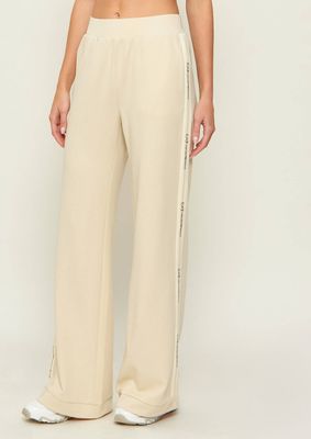 Spodnie damskie letnie EA7 ze sklepu: Gomez Fashion Store w kategorii: Spodnie damskie - zdjęcie 874714-BD9-10338_E7262W000046G44