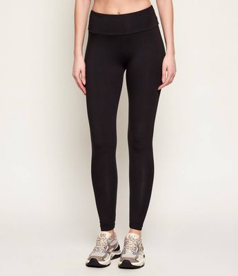 Spodnie damskie na wiosnę EA7 ze sklepu: Gomez Fashion Store w kategorii: Spodnie damskie - zdjęcie 874714-BD9-10338_E7262W000076C51