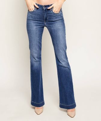 Jeansy damskie na lato Liu Jo ze sklepu: Gomez Fashion Store w kategorii: Jeansy damskie - zdjęcie 874714-BD9-10338_LJ262W00000311A