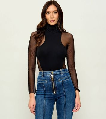 Elisabetta Franchi - Bluzka damska na wiosnę ze sklepu: Gomez Fashion Store w kategorii: Bluzki damskie - zdjęcie 874714-BD9-10338_EF262W000072110