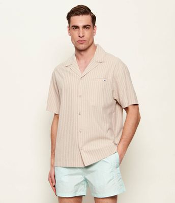 Koszula męska z klasycznym kołnierzykiem Emporio Armani ze sklepu: Gomez Fashion Store w kategorii: Koszule męskie - zdjęcie 874714-BD9-10338_EW262M000009T32