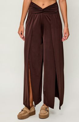 Spodnie damskie wiosenne Emporio Armani ze sklepu: Gomez Fashion Store w kategorii: Spodnie damskie - zdjęcie 874714-BD9-10338_EW262W000011T41