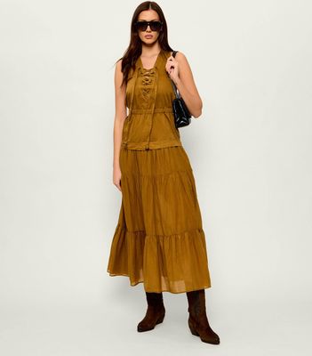 Sukienka Pinko ze sklepu: Gomez Fashion Store w kategorii: Sukienki - zdjęcie 874714-BD9-10338_PI262W000077E63