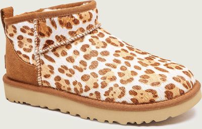Śniegowce damskie na zimę UGG ze sklepu: Gomez Fashion Store w kategorii: Śniegowce damskie - zdjęcie 874714-BD9-10338_UG262W000007332
