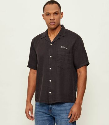 Koszula męska z klasycznym kołnierzykiem AllSaints ze sklepu: Gomez Fashion Store w kategorii: Koszule męskie - zdjęcie 874714-BD9-10338_AA262M000044001