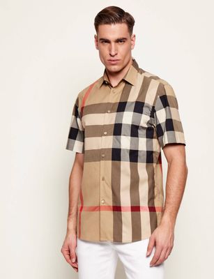 Koszula męska z klasycznym kołnierzykiem casual Burberry ze sklepu: Gomez Fashion Store w kategorii: Koszule męskie - zdjęcie 874714-BD9-10338_BE261M000013120