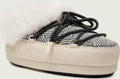 Śniegowce damskie na zimę Moon Boot ze sklepu: Gomez Fashion Store w kategorii: Śniegowce damskie - zdjęcie 874714-BD9-10338_MB255W000033169