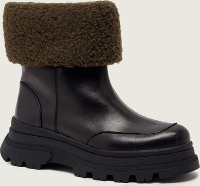 BOSS BLACK - Botki jesienne ze sklepu: Gomez Fashion Store w kategorii: Botki - zdjęcie 874714-BD9-10338_BB255W000071002