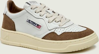 Buty sportowe damskie na wiosnę Autry ze sklepu: Gomez Fashion Store w kategorii: Buty sportowe damskie - zdjęcie 874714-BD9-10338_AU262W000001001