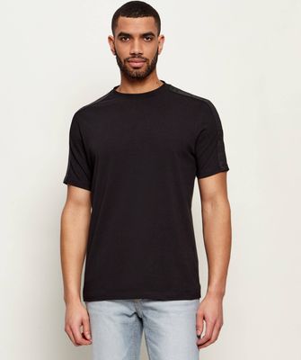 T-shirt męski Karl Lagerfeld ze sklepu: Gomez Fashion Store w kategorii: T-shirty męskie - zdjęcie 874714-BD9-10338_KL262M000031990
