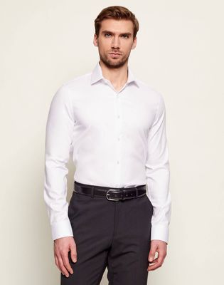 Koszula męska z klasycznym kołnierzykiem Calvin Klein ze sklepu: Gomez Fashion Store w kategorii: Koszule męskie - zdjęcie 874714-BD9-10338_CK262M000199Y82