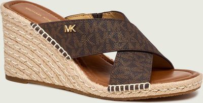 Klapki damskie na lato Michael Kors ze sklepu: Gomez Fashion Store w kategorii: Klapki damskie - zdjęcie 874714-BD9-10338_MK262W000040200
