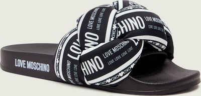 Klapki damskie na lato Love Moschino ze sklepu: Gomez Fashion Store w kategorii: Klapki damskie - zdjęcie 874714-BD9-10338_LM262W000006001