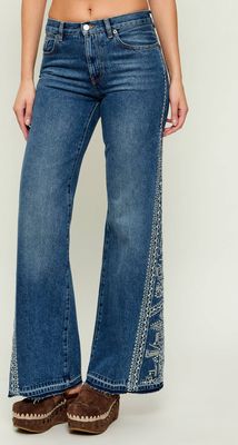 Jeansy damskie Ba&sh ze sklepu: Gomez Fashion Store w kategorii: Jeansy damskie - zdjęcie 874714-BD9-10338_BH262W000001058
