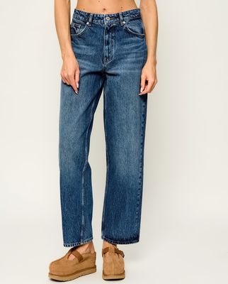 Jeansy damskie Hugo Blue ze sklepu: Gomez Fashion Store w kategorii: Jeansy damskie - zdjęcie 874714-BD9-10338_BJ264W000001426