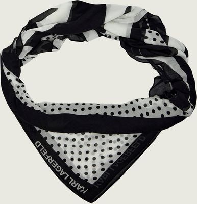 Szalik/chusta Karl Lagerfeld ze sklepu: Gomez Fashion Store w kategorii: Szaliki i chusty damskie - zdjęcie 874714-BD9-10338_KL262W000119024
