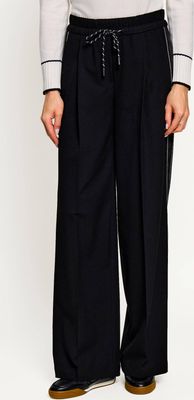 Spodnie damskie sportowe Marc Cain ze sklepu: Gomez Fashion Store w kategorii: Spodnie damskie - zdjęcie 874714-BD9-10338_CR265W000047900
