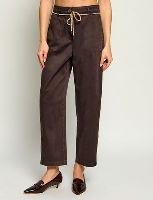 Spodnie damskie retro Marc Cain ze sklepu: Gomez Fashion Store w kategorii: Spodnie damskie - zdjęcie 874714-BD9-10338_CR265W000065697