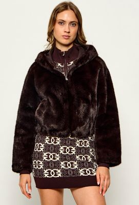 Futro damskie casual Pinko ze sklepu: Gomez Fashion Store w kategorii: Futra damskie - zdjęcie 874714-BD9-10338_PI264W000258394