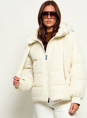 Pinko - Kurtka damska na jesień ze sklepu: Gomez Fashion Store w kategorii: Kurtki damskie - zdjęcie 874714-BD9-10338_PI264W000259E68