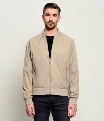 Kurtka męska Calvin Klein ze sklepu: Gomez Fashion Store w kategorii: Kurtki męskie - zdjęcie 874714-BD9-10338_CK264M000030D46