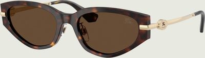 Okulary przeciwsłoneczne damskie Burberry ze sklepu: Gomez Fashion Store w kategorii: Okulary przeciwsłoneczne damskie - zdjęcie 874714-BD9-10338_BE262W000015157