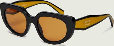 Okulary przeciwsłoneczne damskie PRADA ze sklepu: Gomez Fashion Store w kategorii: Okulary przeciwsłoneczne damskie - zdjęcie 874714-BD9-10338_PP262W000003335