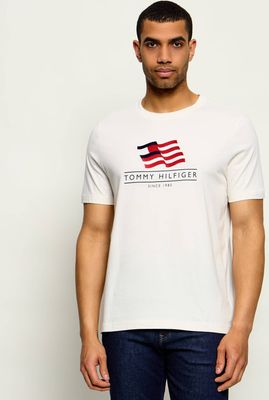 T-shirt męski na wiosnę Tommy Hilfiger ze sklepu: Gomez Fashion Store w kategorii: T-shirty męskie - zdjęcie 874714-BD9-10338_TH264M000078L35