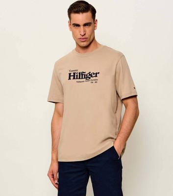 T-shirt męski Tommy Hilfiger ze sklepu: Gomez Fashion Store w kategorii: T-shirty męskie - zdjęcie 874714-BD9-10338_TH264M000079G71