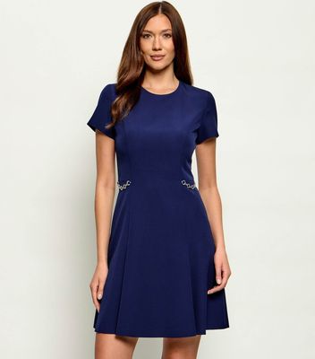 Sukienka rozkloszowana HUGO ze sklepu: Gomez Fashion Store w kategorii: Sukienki - zdjęcie 874714-BD9-10338_BU264W000028420