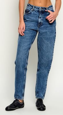 Jeansy damskie na wiosnę HUGO ze sklepu: Gomez Fashion Store w kategorii: Jeansy damskie - zdjęcie 874714-BD9-10338_BU264W000038417
