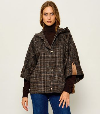 Płaszcz damski jesienny casual Liu Jo ze sklepu: Gomez Fashion Store w kategorii: Płaszcze damskie - zdjęcie 874714-BD9-10338_LJ264W000001J30
