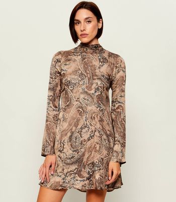Sukienka jesienna Liu Jo ze sklepu: Gomez Fashion Store w kategorii: Sukienki - zdjęcie 874714-BD9-10338_LJ264W00003539Q