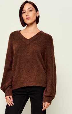 Sweter damski na zimę Liu Jo ze sklepu: Gomez Fashion Store w kategorii: Swetry damskie - zdjęcie 874714-BD9-10338_LC265W00023178Q