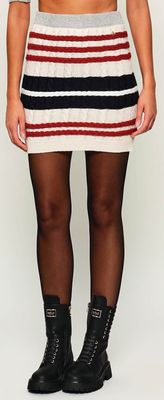 Spódnica casual Gaëlle Paris ze sklepu: Gomez Fashion Store w kategorii: Spódnice - zdjęcie 874714-BD9-10338_GL265W000013077