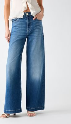 Jeansy damskie Guess ze sklepu: Gomez Fashion Store w kategorii: Jeansy damskie - zdjęcie 874714-BD9-10338_GJ264W00005229E