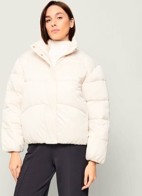Kurtka damska Guess ze sklepu: Gomez Fashion Store w kategorii: Kurtki damskie