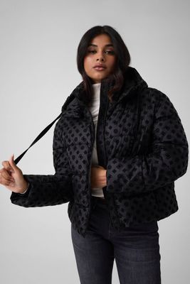 Kurtka damska jesienna Guess ze sklepu: Gomez Fashion Store w kategorii: Kurtki damskie - zdjęcie 874714-BD9-10338_GJ265W000056058