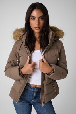 Kurtka damska jesienna Guess ze sklepu: Gomez Fashion Store w kategorii: Kurtki damskie - zdjęcie 874714-BD9-10338_GJ265W00005810E