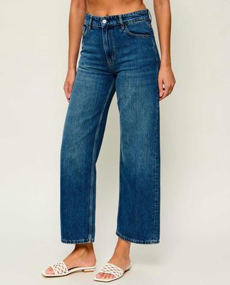 Jeansy damskie casual w miejskim stylu BOSS BLACK ze sklepu: Gomez Fashion Store w kategorii: Jeansy damskie - zdjęcie 874714-BD9-10338_BB264W000033460
